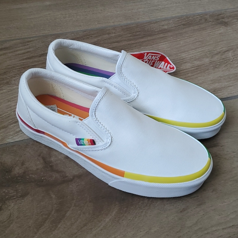 🆕️ 🌈 Rainbow Foxing Vans
